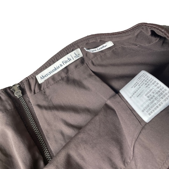 Ambercrombie & Fitch  Vegan Leather Mini Skirt - Picture 6 of 6